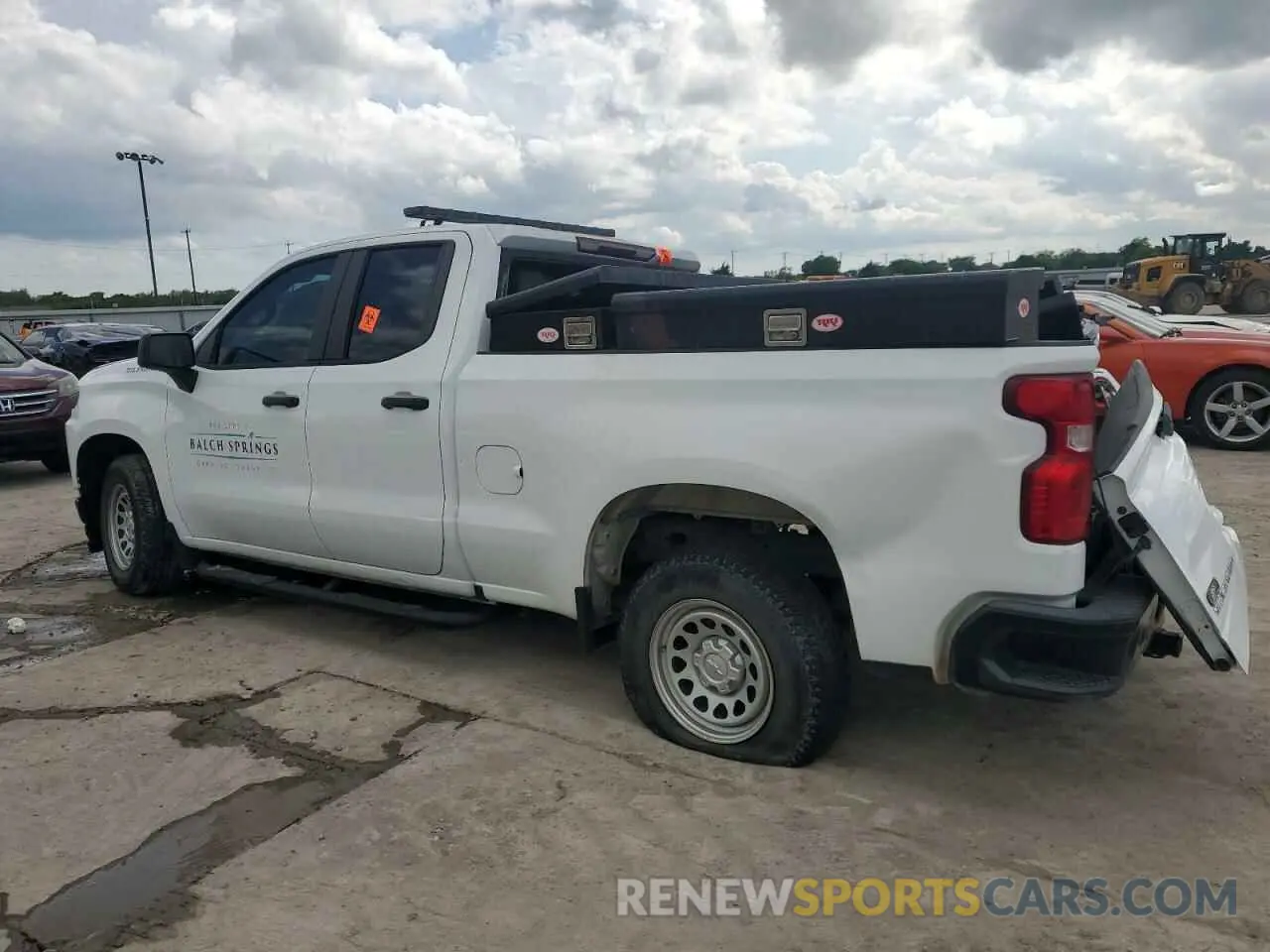 2 Photograph of a damaged car 1GCRWAEHXLZ211197 CHEVROLET ALL Models 2020