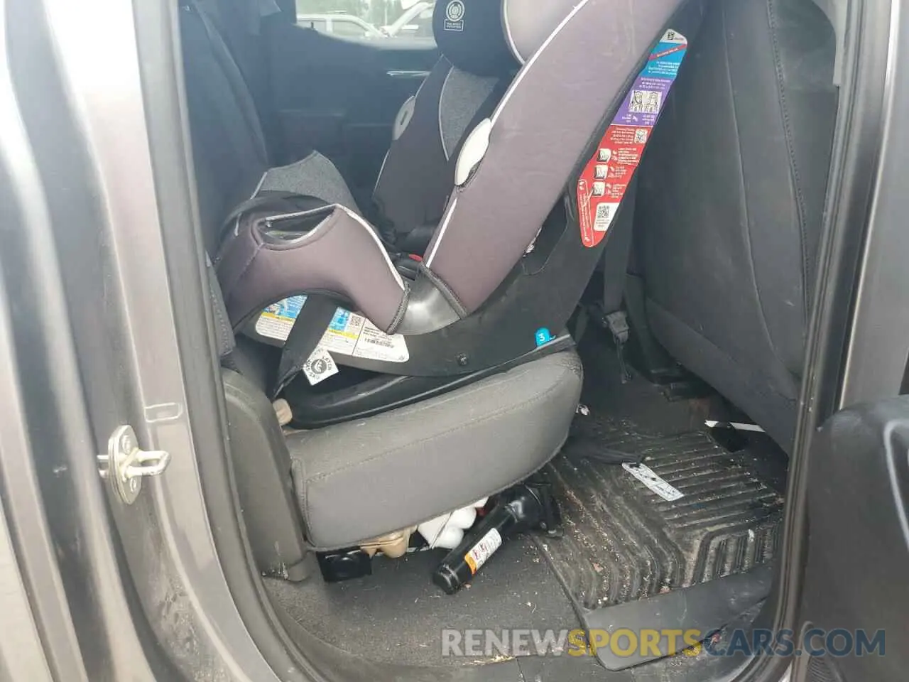 11 Photograph of a damaged car 1GCRWBEH5LZ361725 CHEVROLET ALL Models 2020