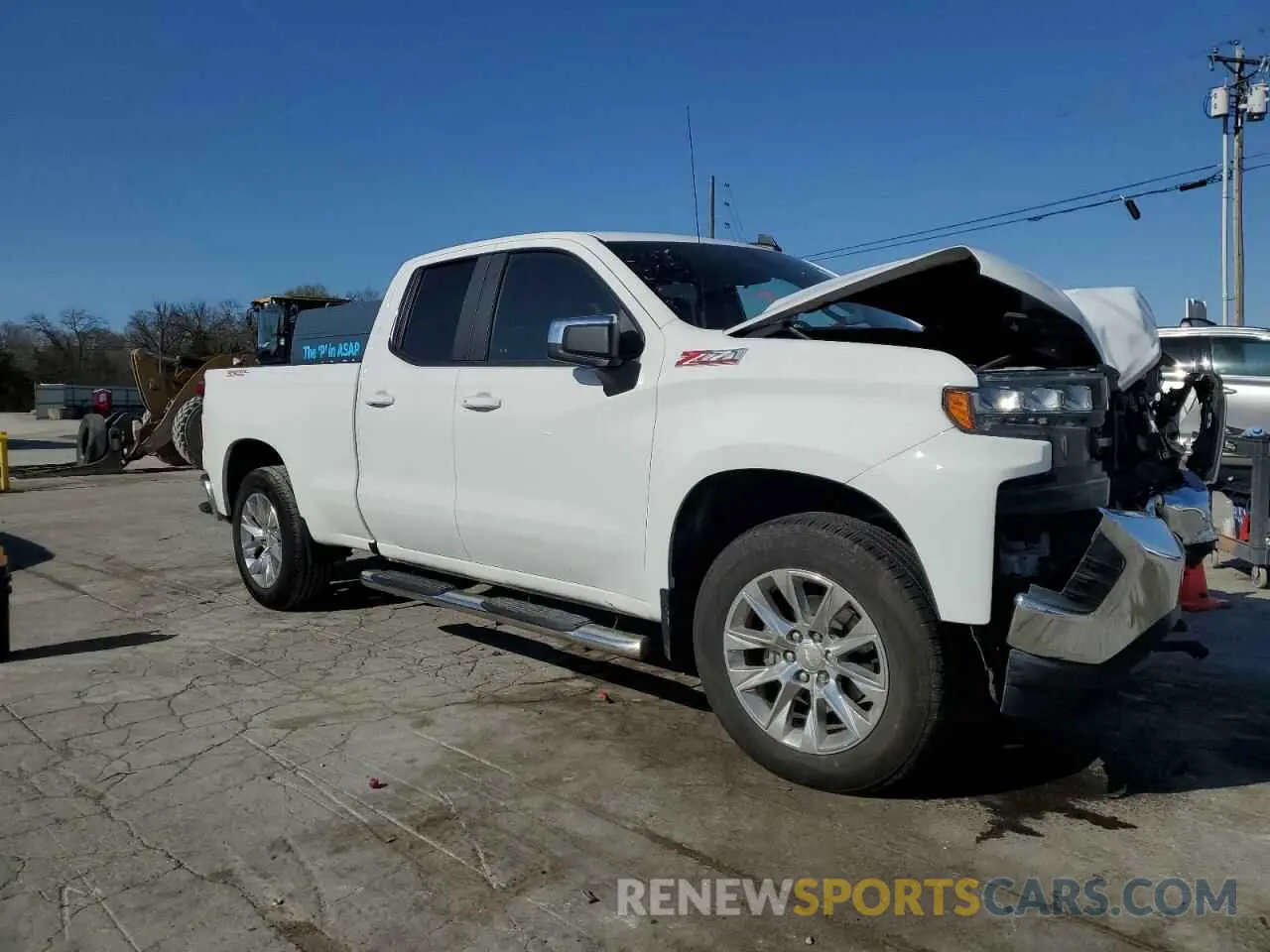 4 Photograph of a damaged car 1GCRYDED1LZ325212 CHEVROLET ALL Models 2020