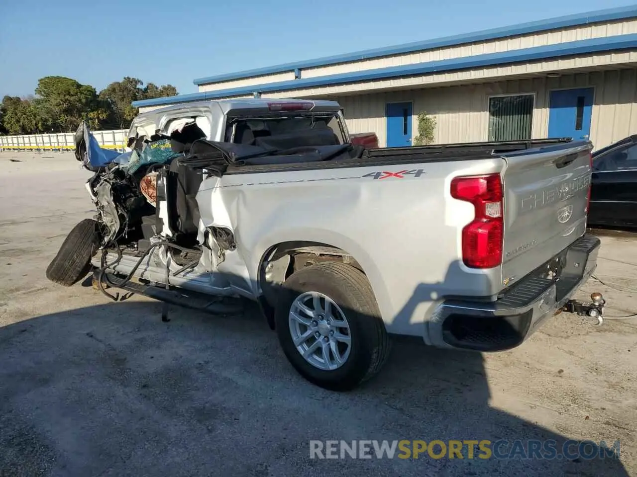 2 Photograph of a damaged car 1GCRYDED5LZ141911 CHEVROLET ALL Models 2020