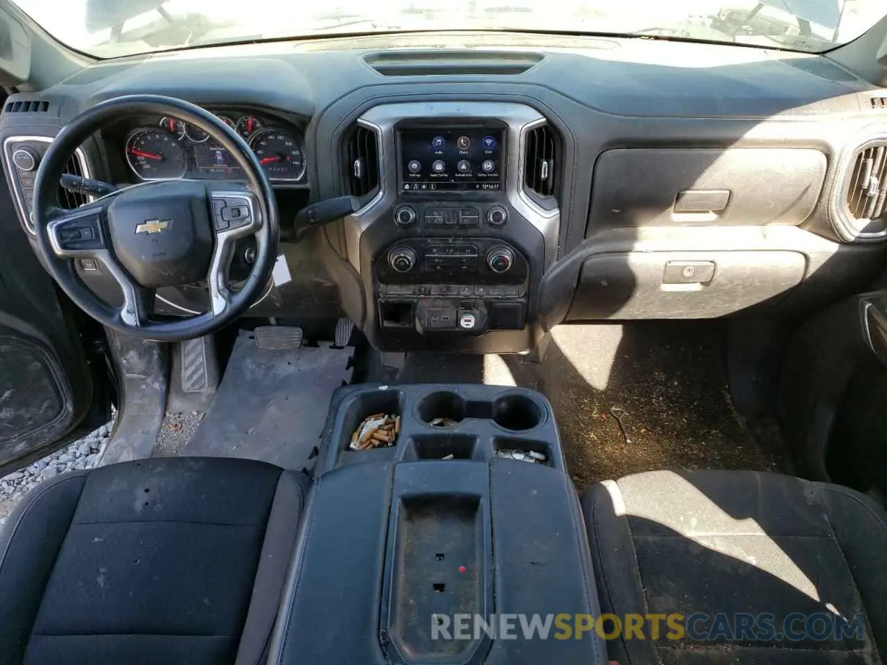 8 Photograph of a damaged car 1GCRYDED9LZ140776 CHEVROLET ALL Models 2020