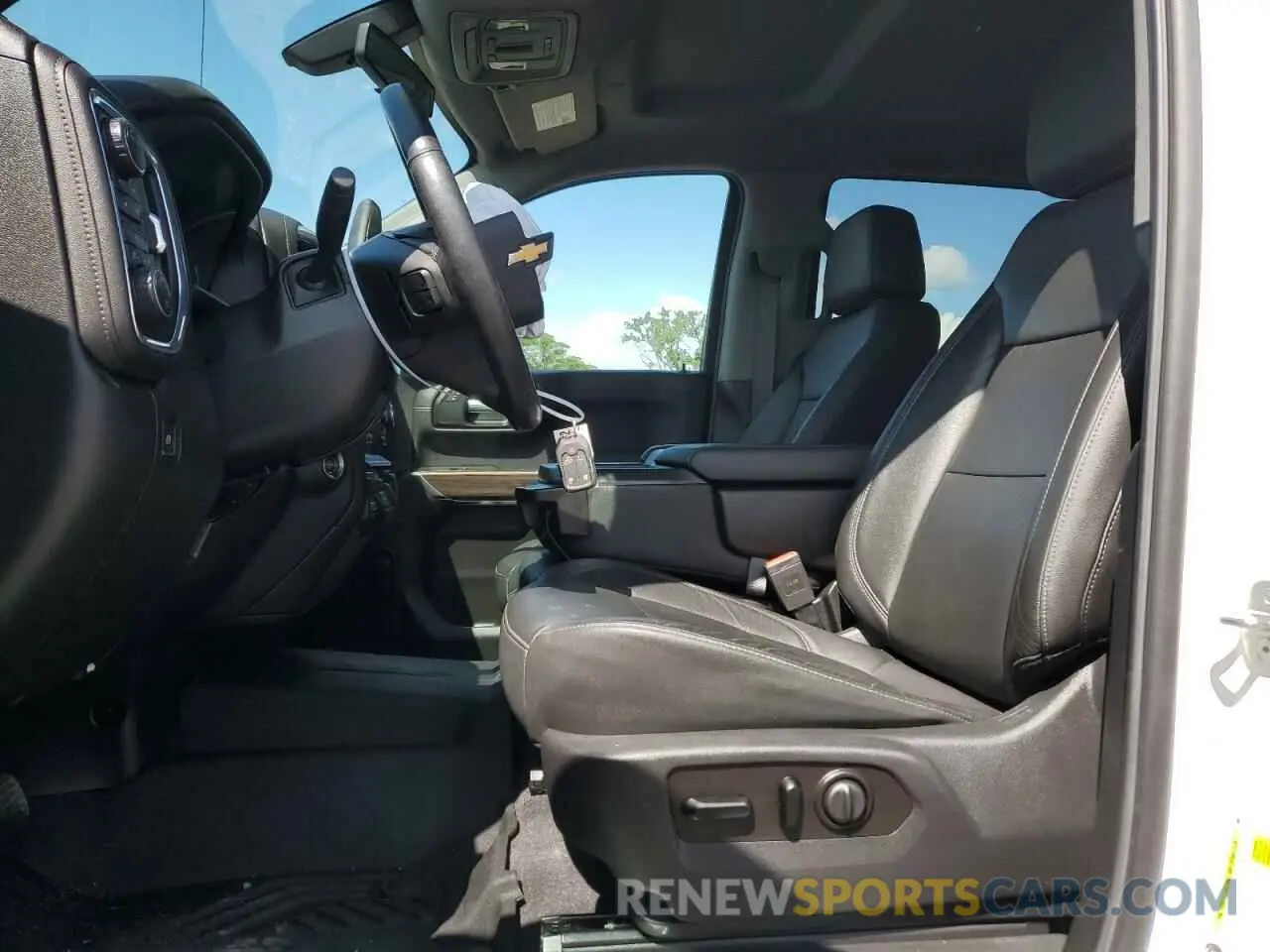 7 Photograph of a damaged car 1GCUYDEDXLZ334355 CHEVROLET ALL Models 2020