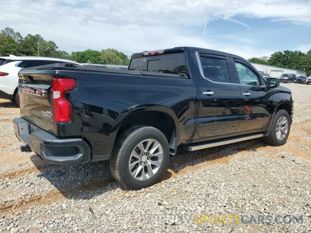 3 Photograph of a damaged car 1GCUYHELXLZ273748 CHEVROLET All Models 2020