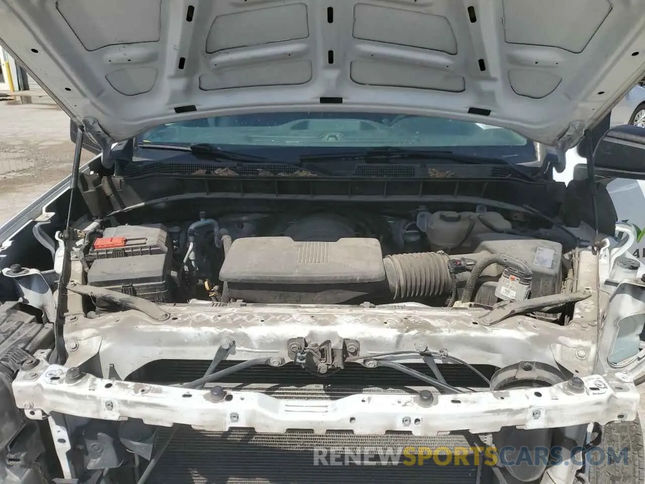 11 Photograph of a damaged car 3GCNWAEF3LG321327 CHEVROLET ALL Models 2020