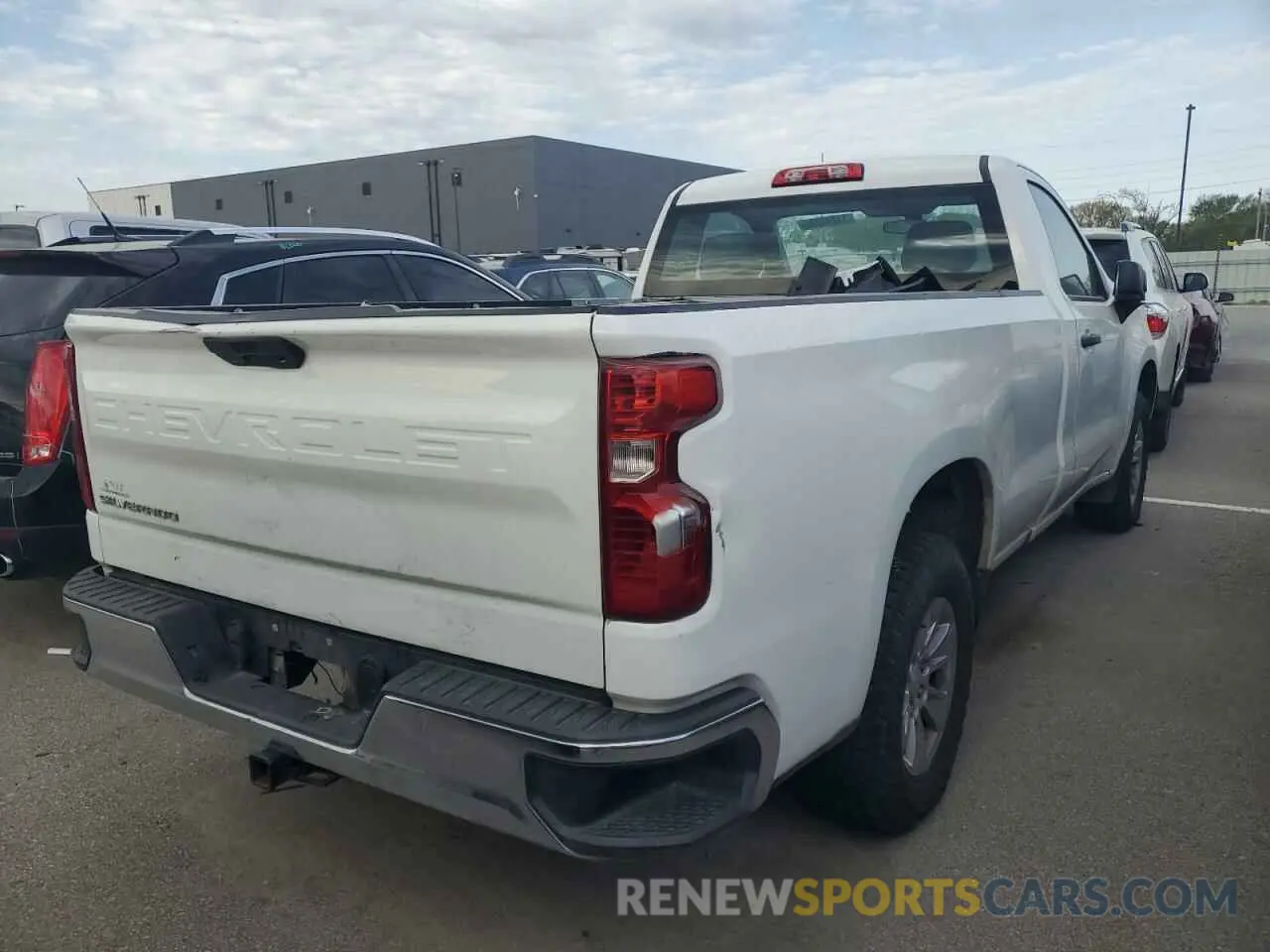 3 Photograph of a damaged car 3GCNWAEF3LG321327 CHEVROLET ALL Models 2020