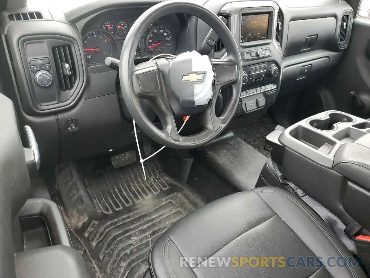 8 Photograph of a damaged car 3GCNWAEH5LG318446 CHEVROLET ALL Models 2020