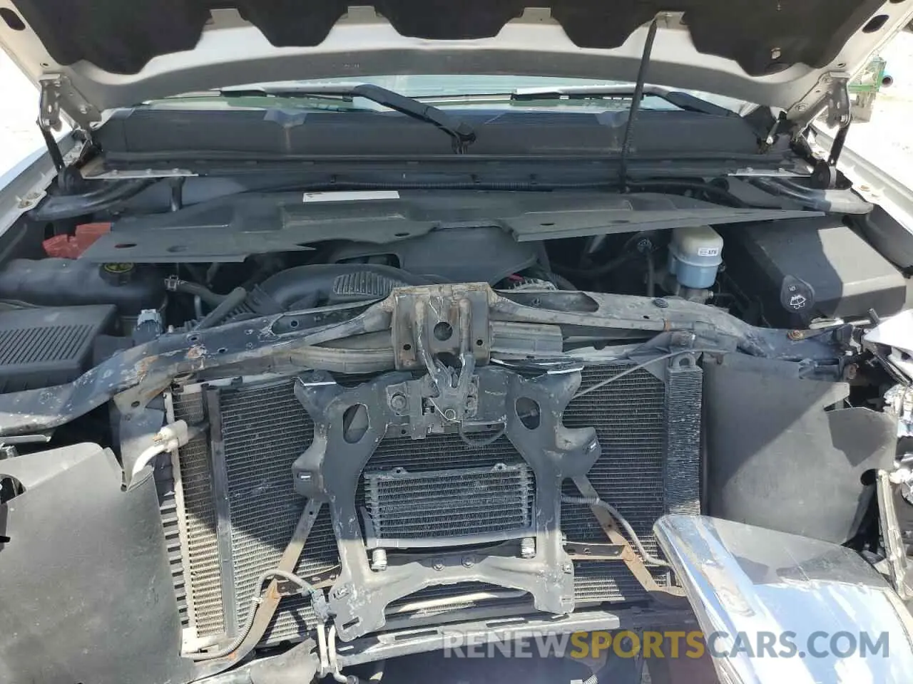 11 Photograph of a damaged car 3GCPKSE71CG261275 CHEVROLET ALL Models 2020
