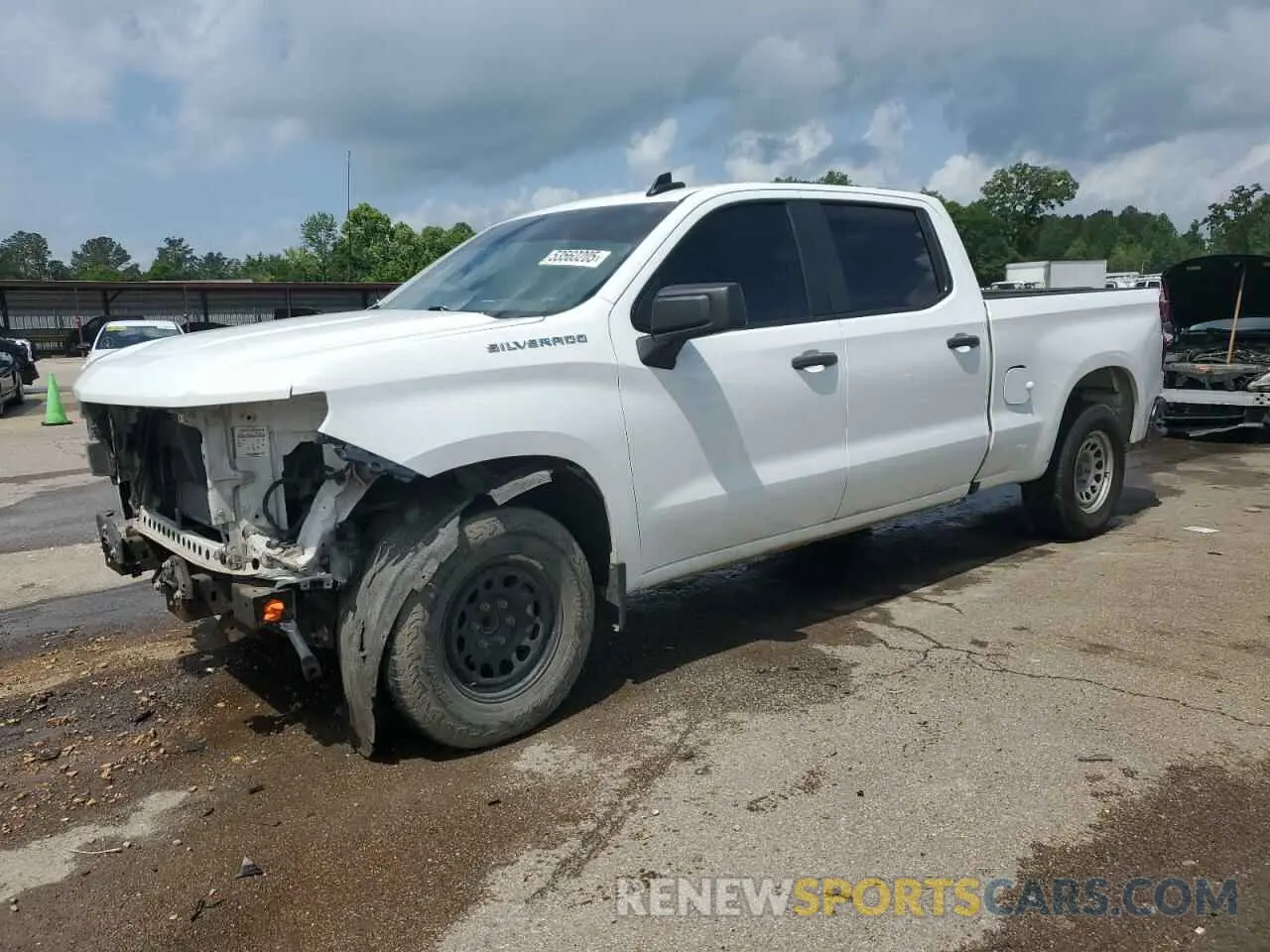 1 Photograph of a damaged car 3GCPWAEF4LG137894 CHEVROLET ALL Models 2020