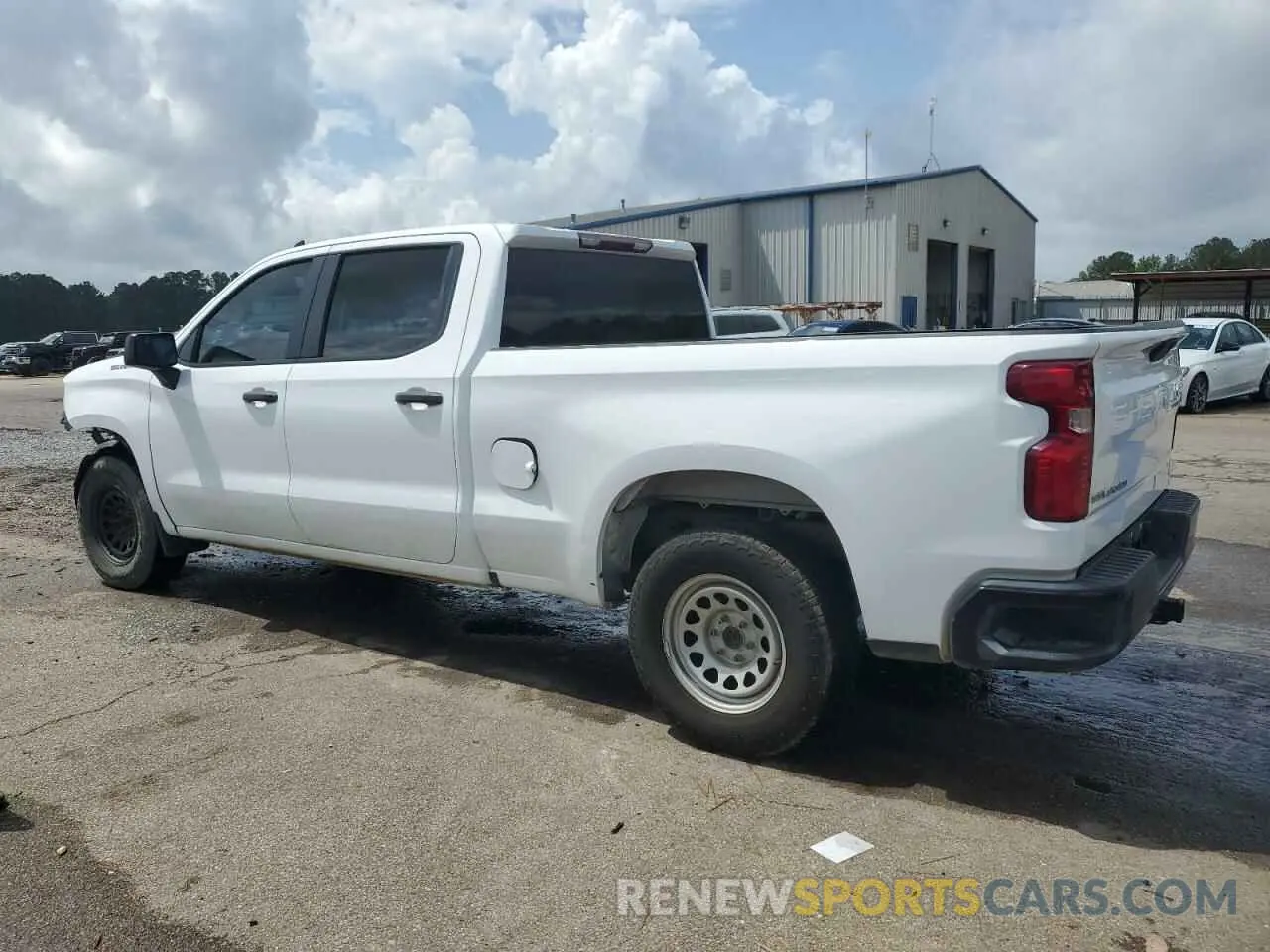 2 Photograph of a damaged car 3GCPWAEF4LG137894 CHEVROLET ALL Models 2020