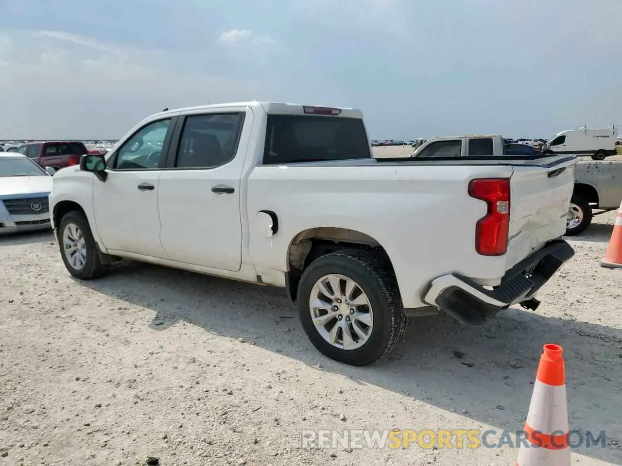 2 Photograph of a damaged car 3GCPWBEK5LG168655 CHEVROLET ALL Models 2020