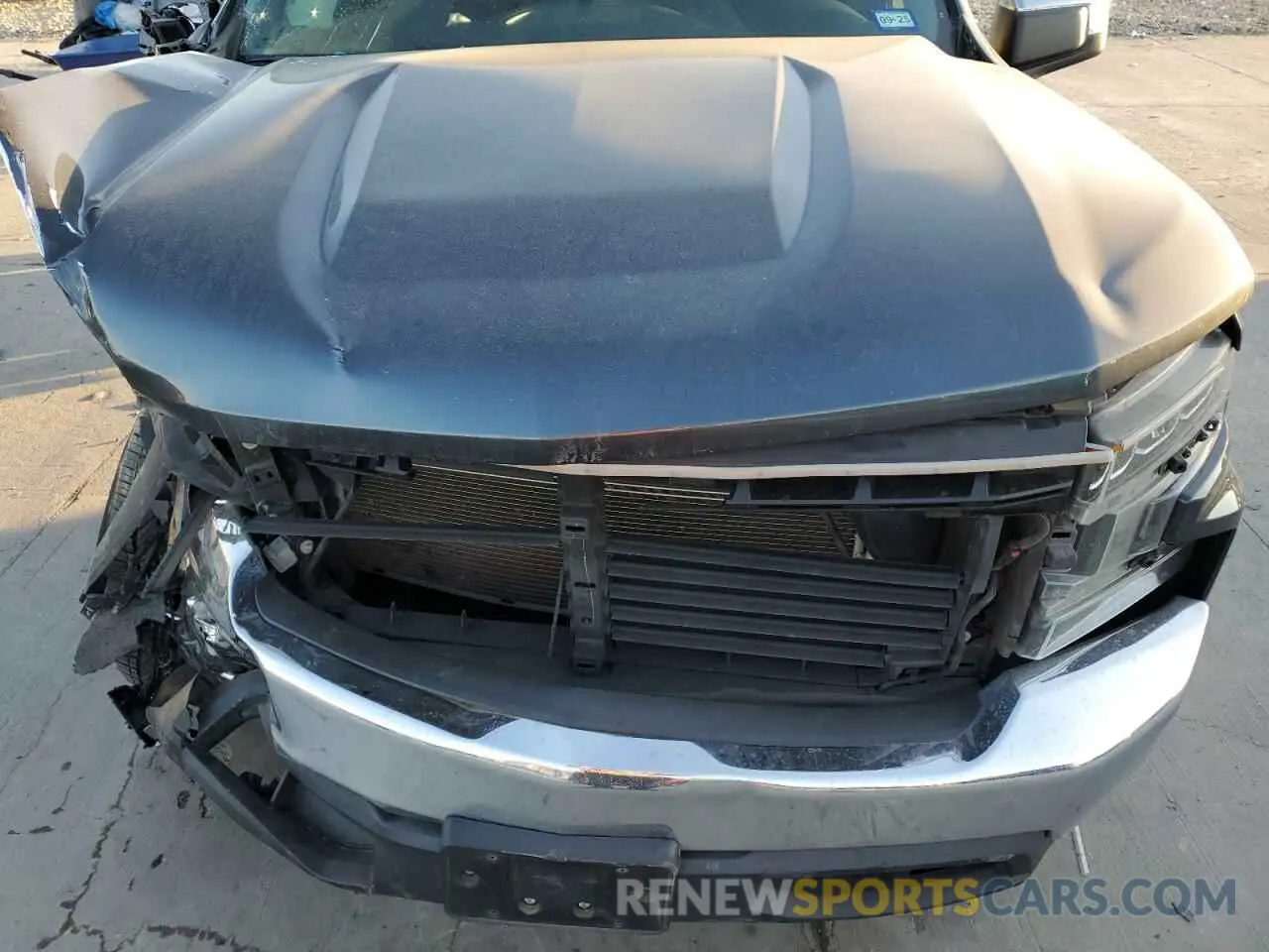 11 Photograph of a damaged car 3GCPWCED3LG407059 CHEVROLET ALL Models 2020
