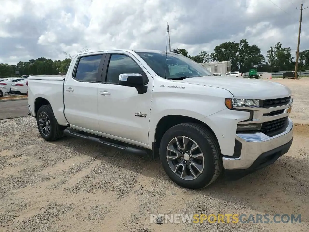 4 Photograph of a damaged car 3GCPWCED6LG277715 CHEVROLET ALL Models 2020