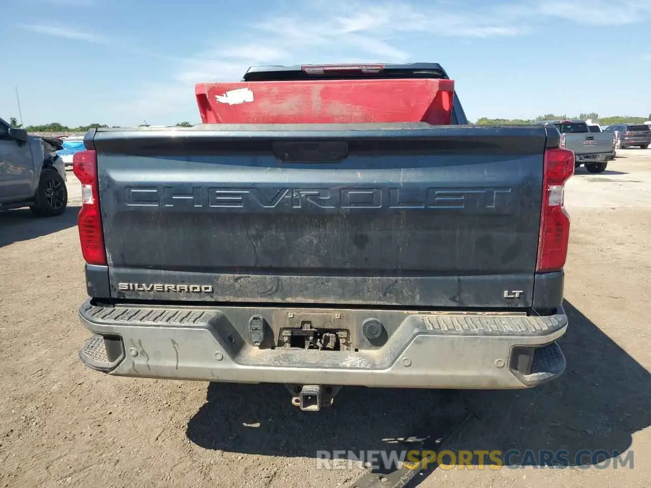 6 Photograph of a damaged car 3GCPWCED7LG414760 CHEVROLET ALL Models 2020