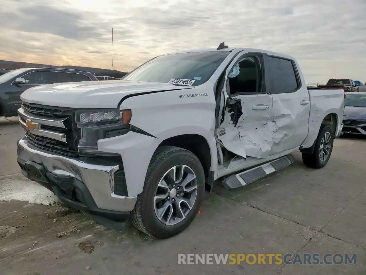 1 Photograph of a damaged car 3GCPWCED8LG265694 CHEVROLET ALL Models 2020