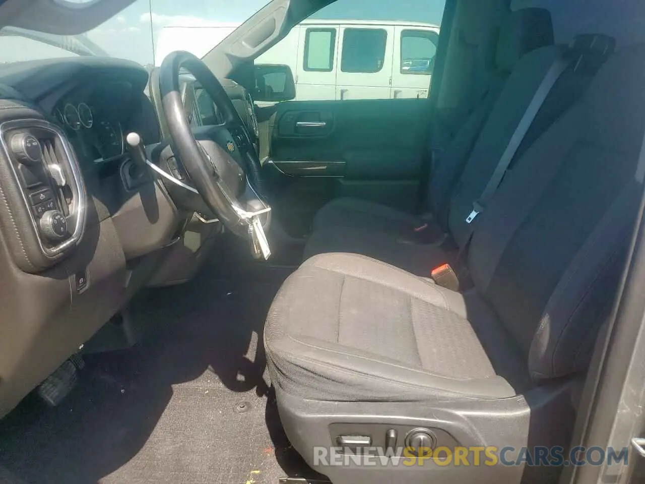 7 Photograph of a damaged car 3GCPWCEK5LG156964 CHEVROLET ALL Models 2020