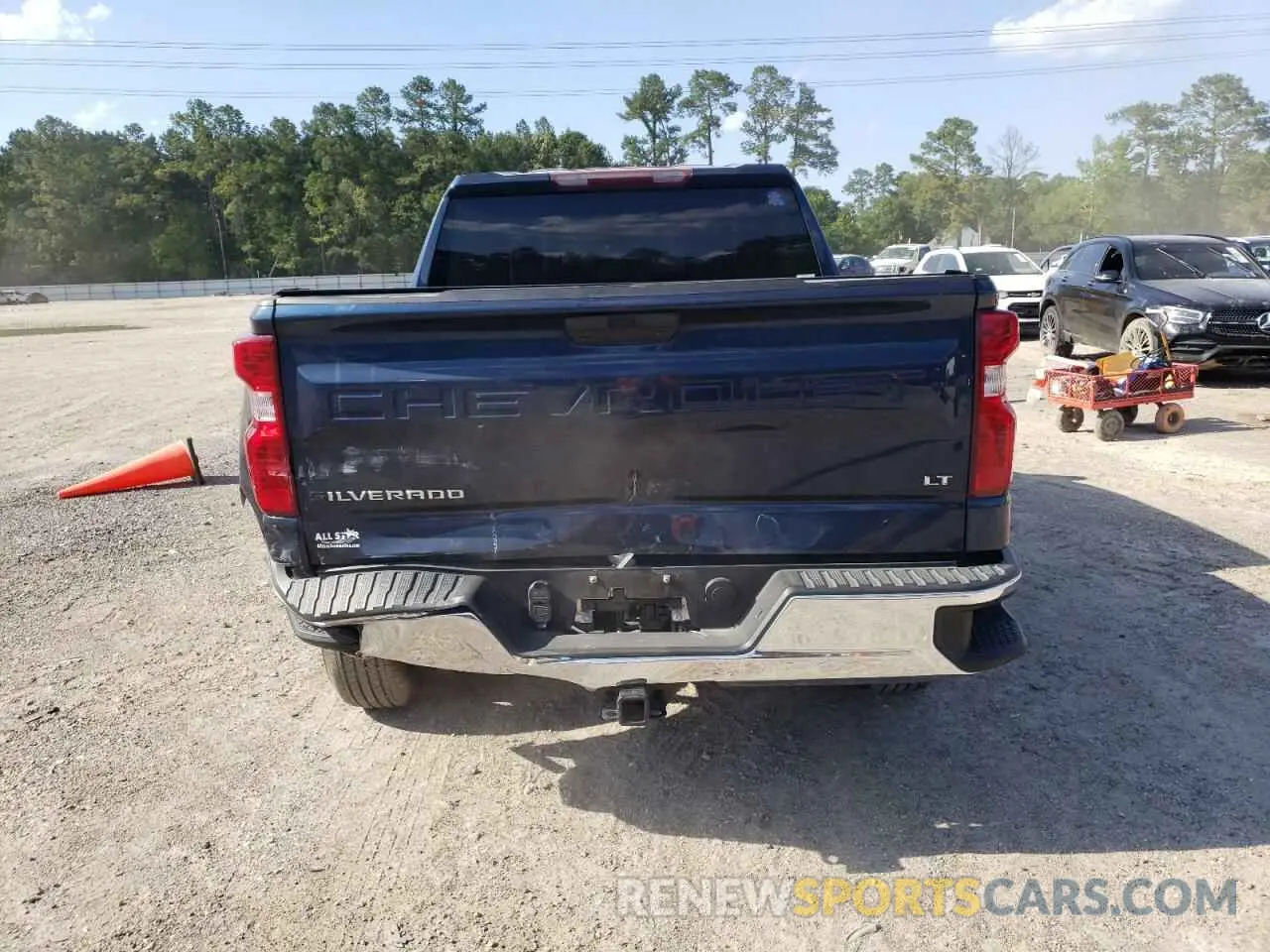 6 Photograph of a damaged car 3GCPWCEK6LG384603 CHEVROLET ALL Models 2020