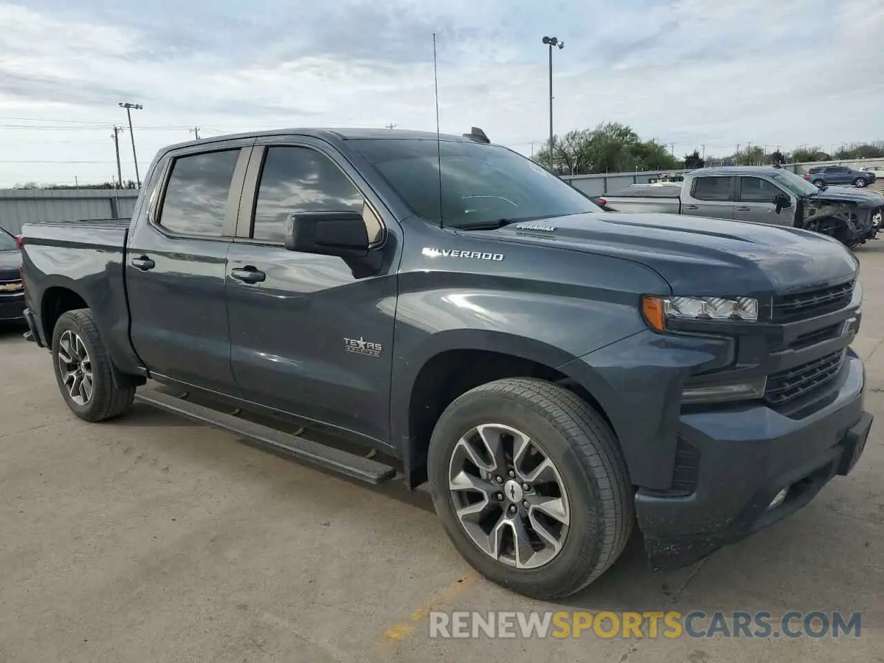 4 Photograph of a damaged car 3GCPWDETXLG440251 CHEVROLET ALL Models 2020