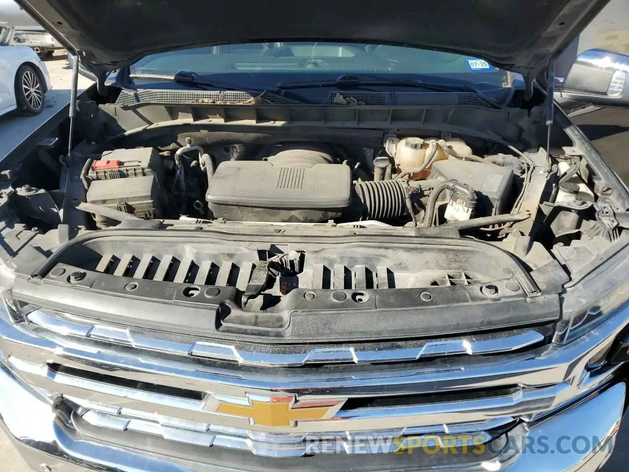 11 Photograph of a damaged car 3GCPWEED3LG375600 CHEVROLET ALL Models 2020