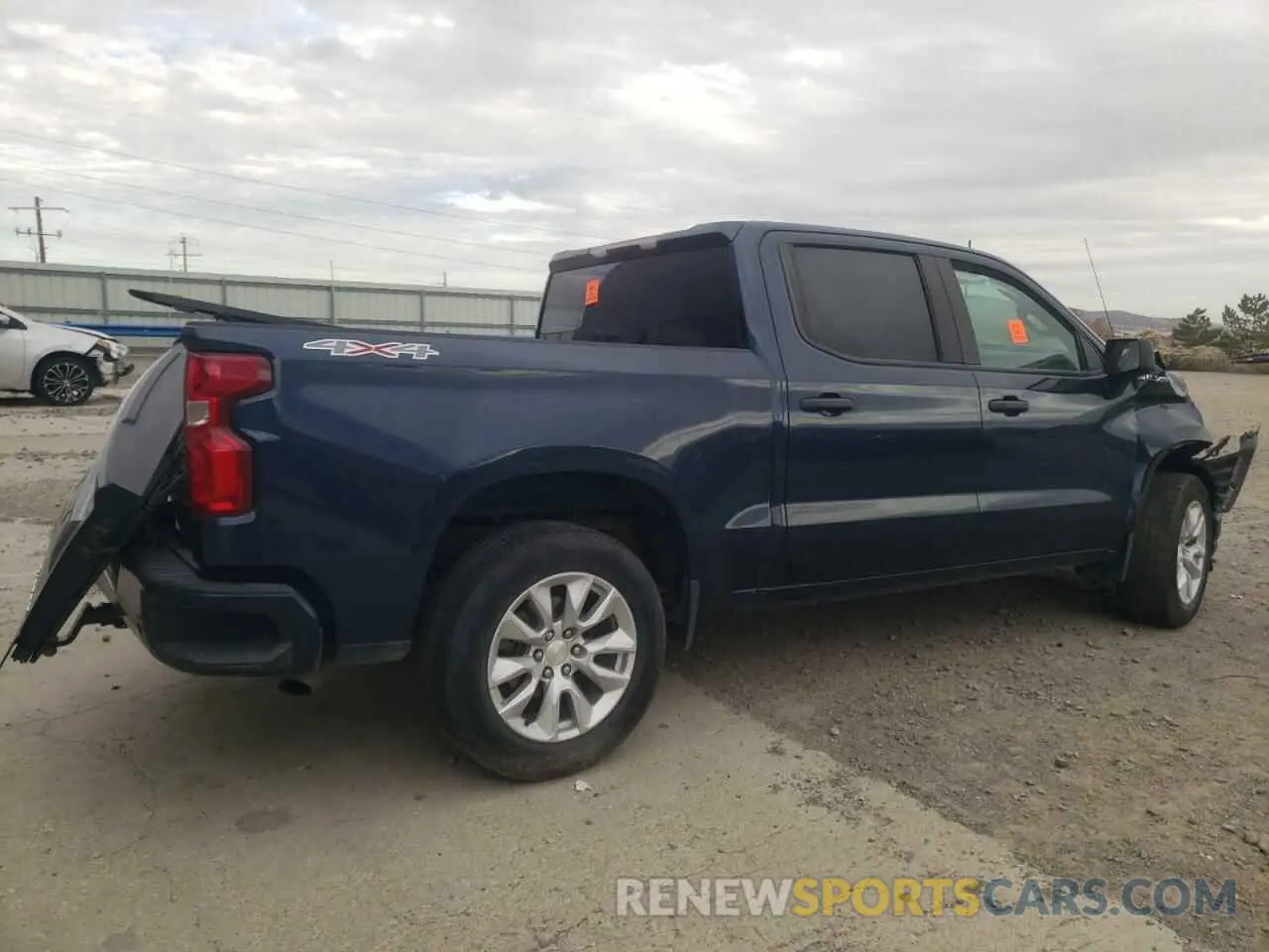 3 Photograph of a damaged car 3GCPYBEK0LG373018 CHEVROLET ALL Models 2020