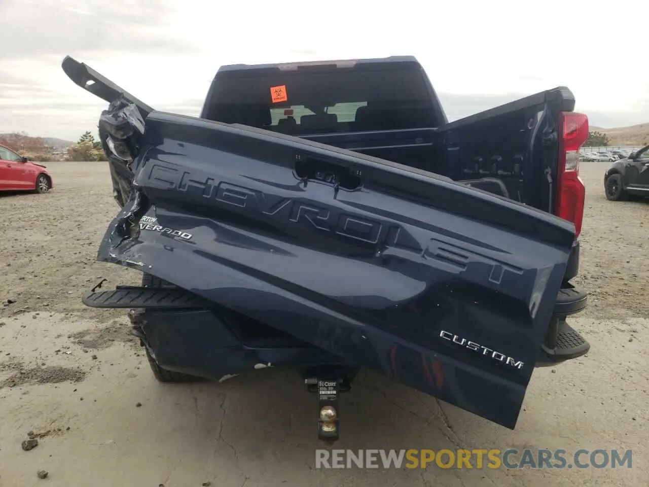 6 Photograph of a damaged car 3GCPYBEK0LG373018 CHEVROLET ALL Models 2020