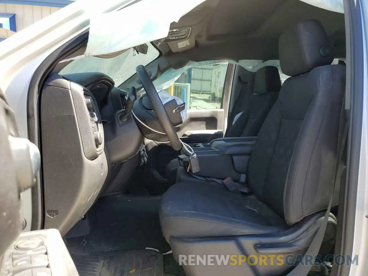 7 Photograph of a damaged car 3GCPYCEF4LG283797 CHEVROLET ALL Models 2020