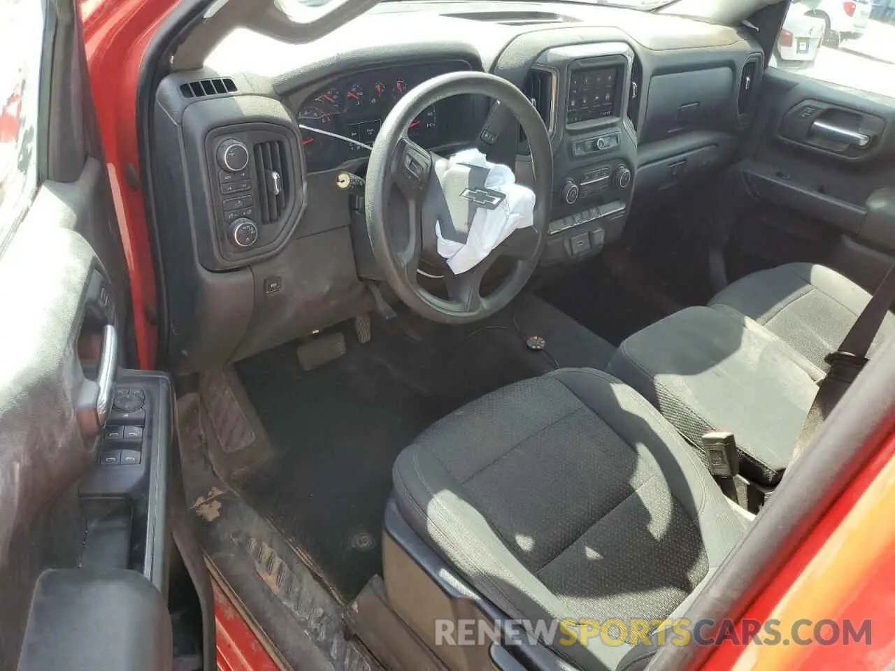 8 Photograph of a damaged car 3GCPYCEFXLG202317 CHEVROLET All Models 2020