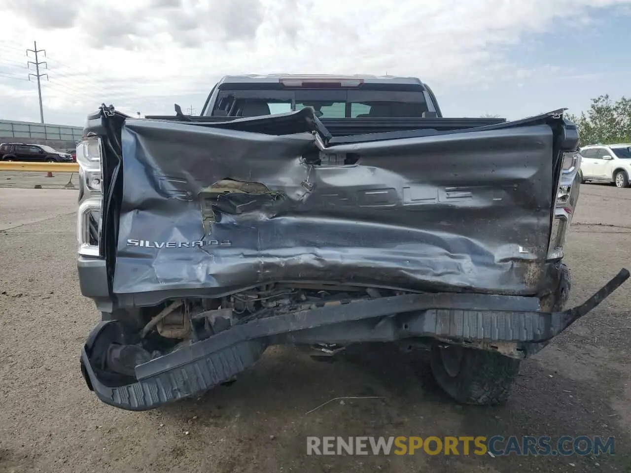 6 Photograph of a damaged car 3GCPYFED8LG201988 CHEVROLET ALL Models 2020