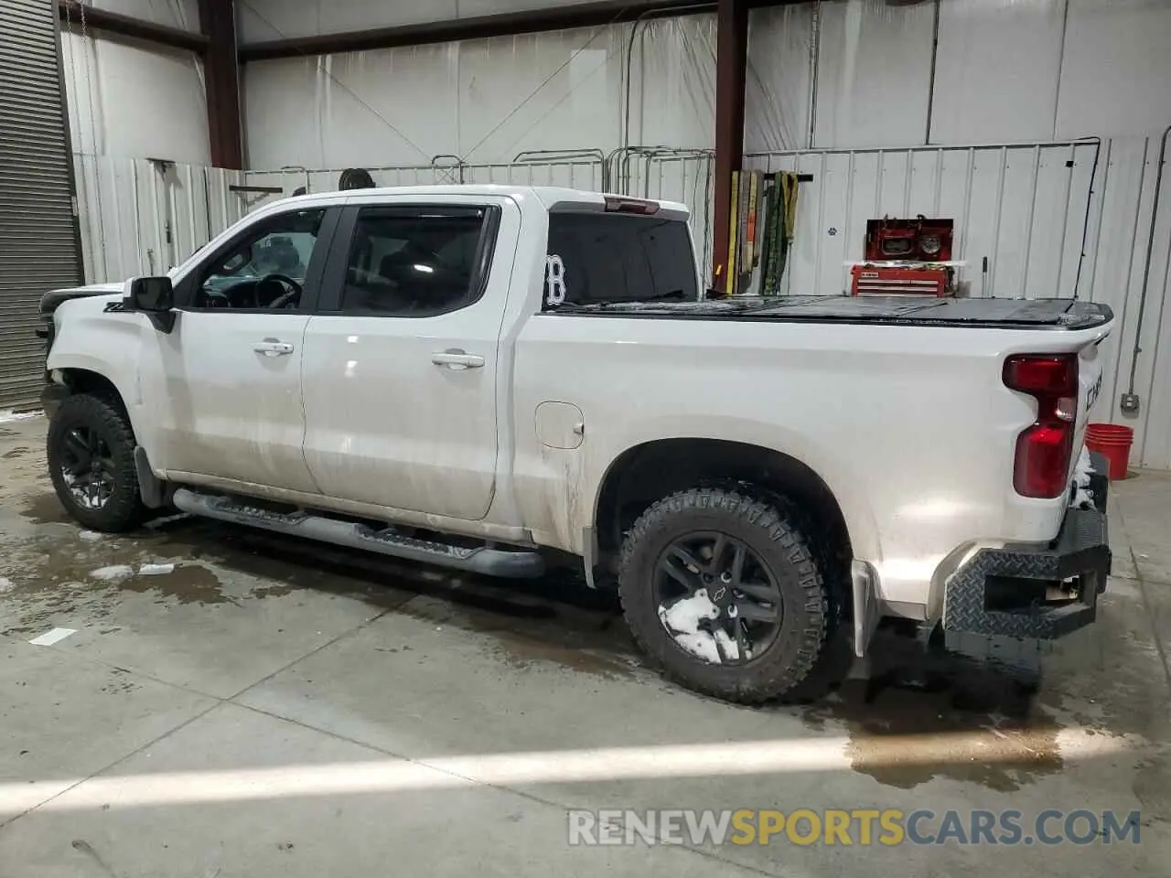 2 Photograph of a damaged car 3GCUYDED0LG227105 CHEVROLET ALL Models 2020