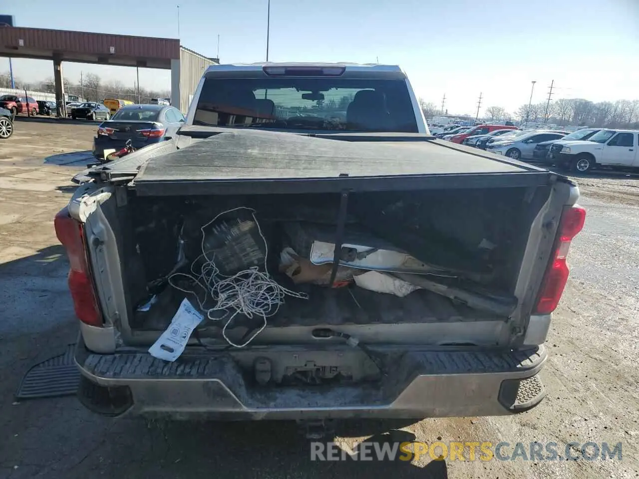6 Photograph of a damaged car 3GCUYDED1LG421190 CHEVROLET ALL Models 2020