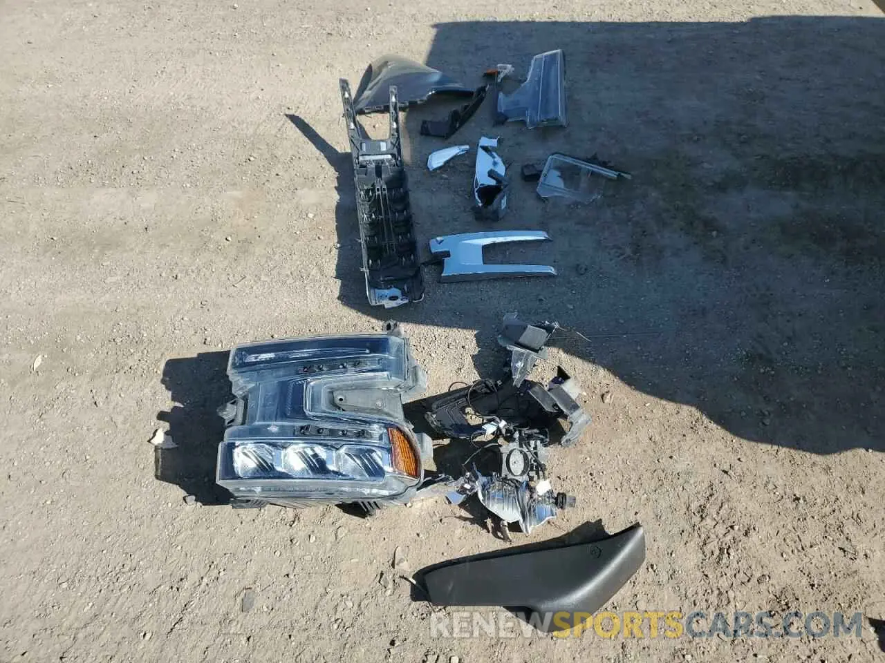 14 Photograph of a damaged car 3GCUYDED2LG327240 CHEVROLET ALL Models 2020