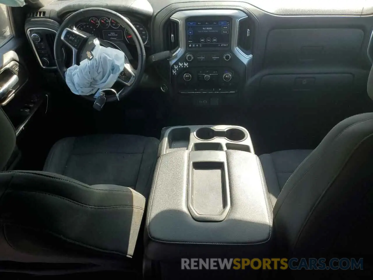 8 Photograph of a damaged car 3GCUYDED2LG327240 CHEVROLET ALL Models 2020