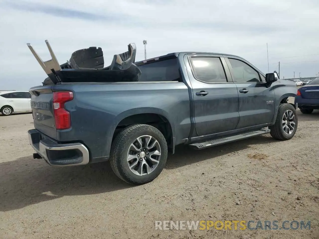 3 Photograph of a damaged car 3GCUYDED4LG300203 CHEVROLET ALL Models 2020