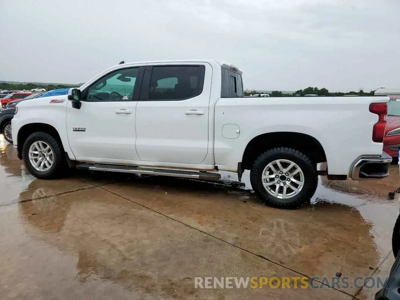 2 Photograph of a damaged car 3GCUYDET1LG260427 CHEVROLET ALL Models 2020