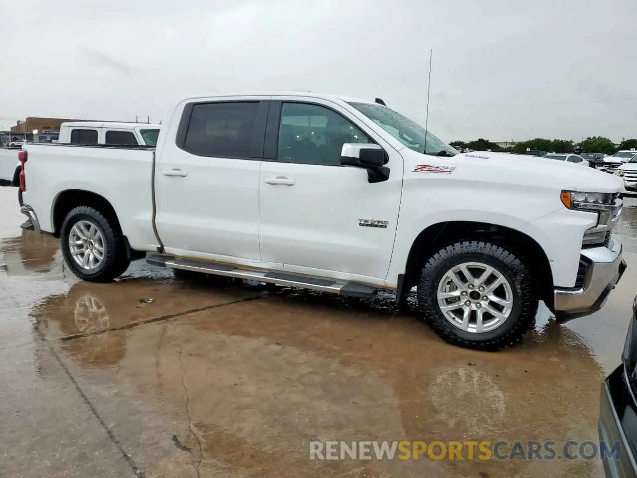 4 Photograph of a damaged car 3GCUYDET1LG260427 CHEVROLET ALL Models 2020
