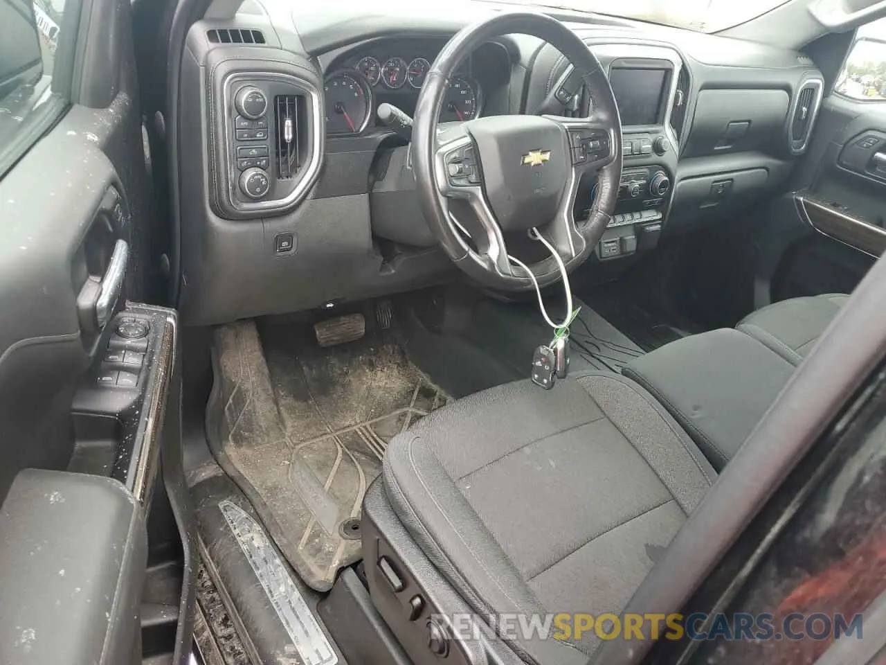8 Photograph of a damaged car 3GCUYDET8LG398952 CHEVROLET ALL Models 2020