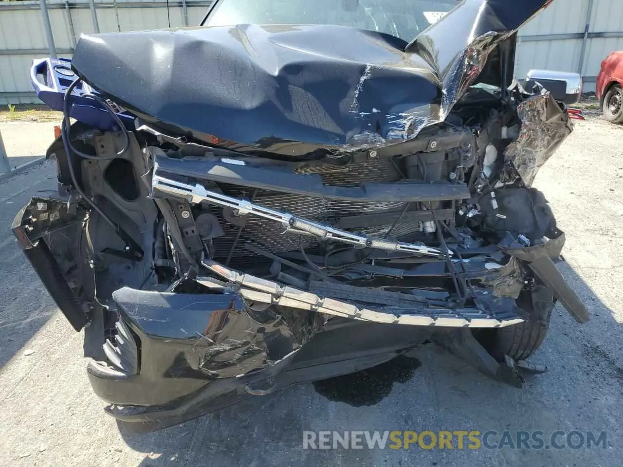 11 Photograph of a damaged car 3GCUYEED3LG285814 CHEVROLET ALL Models 2020