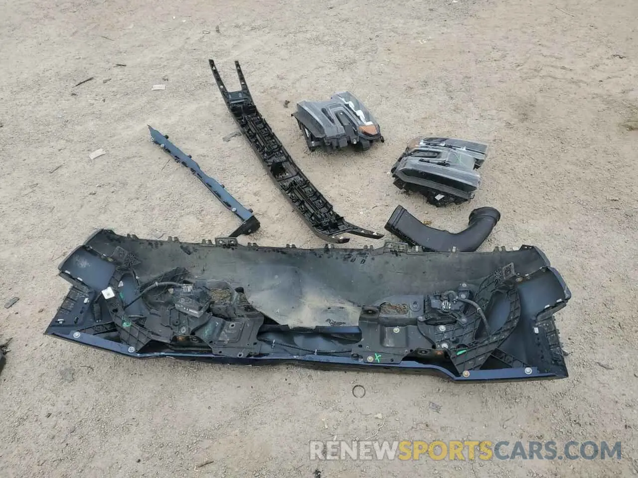 12 Photograph of a damaged car 3GCUYEED5LG410201 CHEVROLET ALL Models 2020