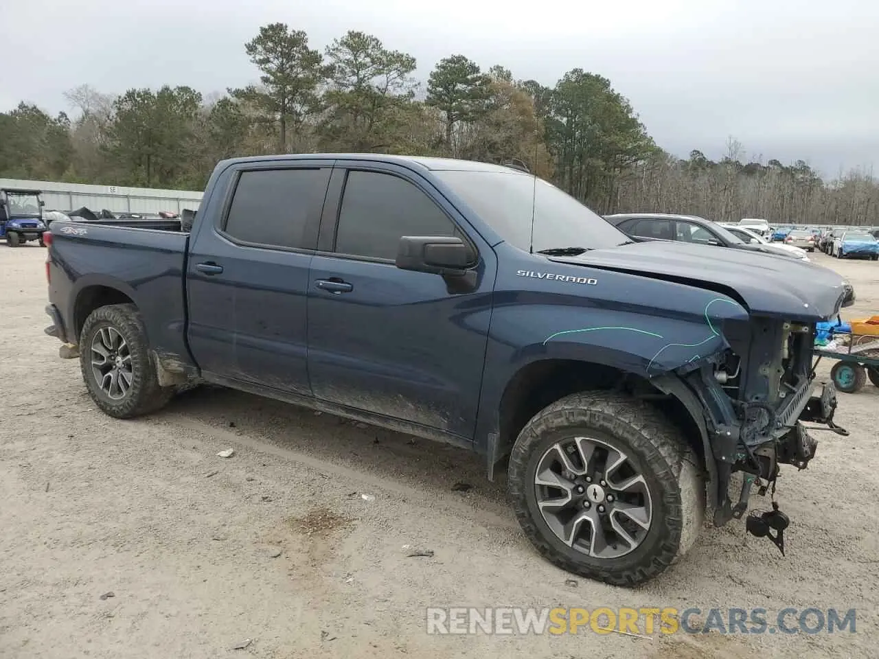 4 Photograph of a damaged car 3GCUYEED5LG410201 CHEVROLET ALL Models 2020