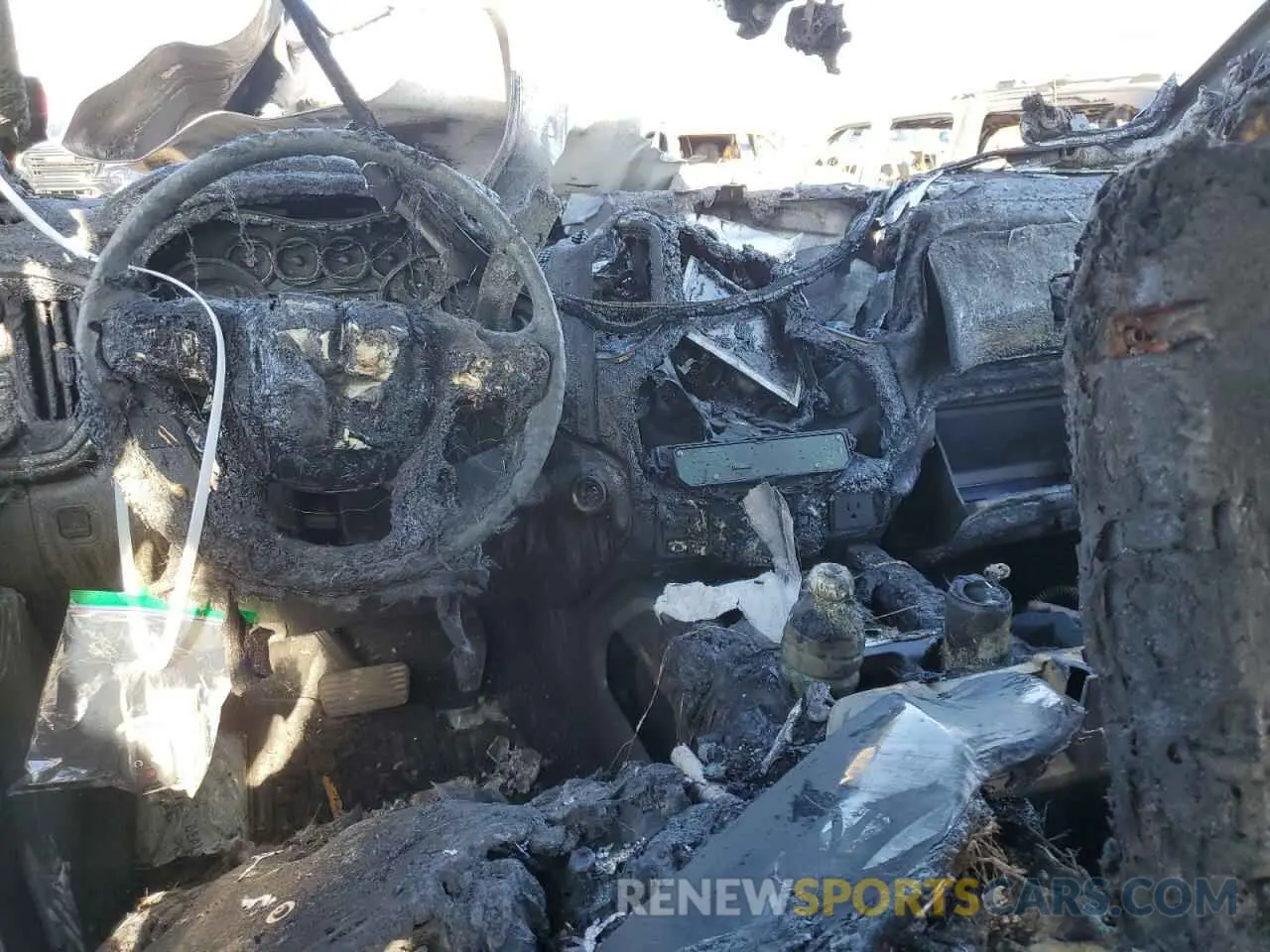8 Photograph of a damaged car 3GCUYEET9LG380420 CHEVROLET ALL Models 2020