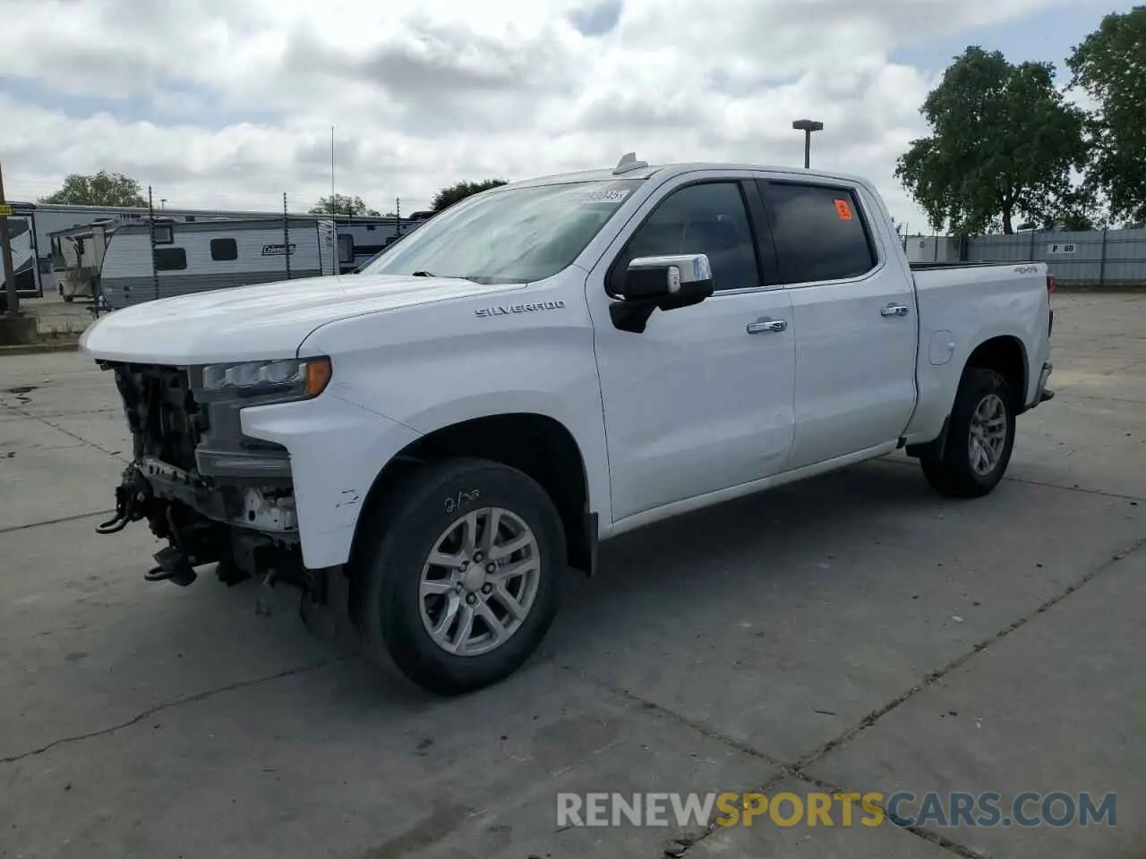 1 Photograph of a damaged car 3GCUYGED0LG300569 CHEVROLET ALL Models 2020