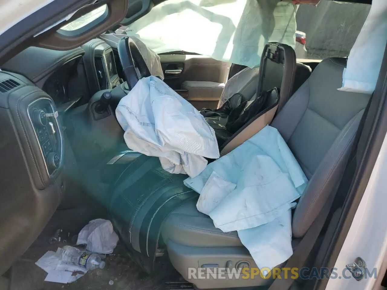 7 Photograph of a damaged car 3GCUYGET1LG420131 CHEVROLET ALL Models 2020