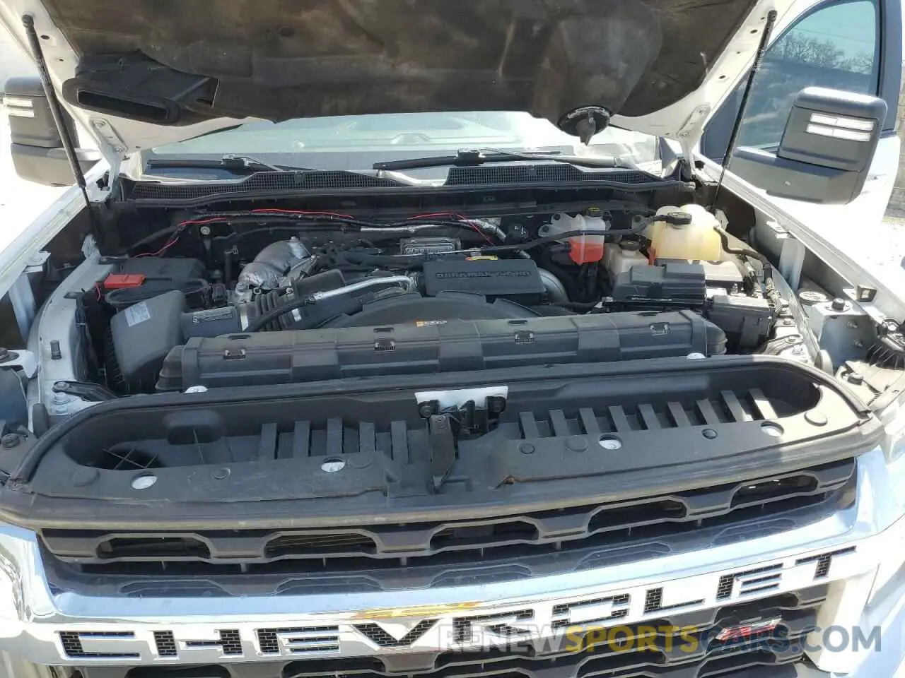 11 Photograph of a damaged car 1GC1YNEY6MF260186 CHEVROLET ALL Models 2021