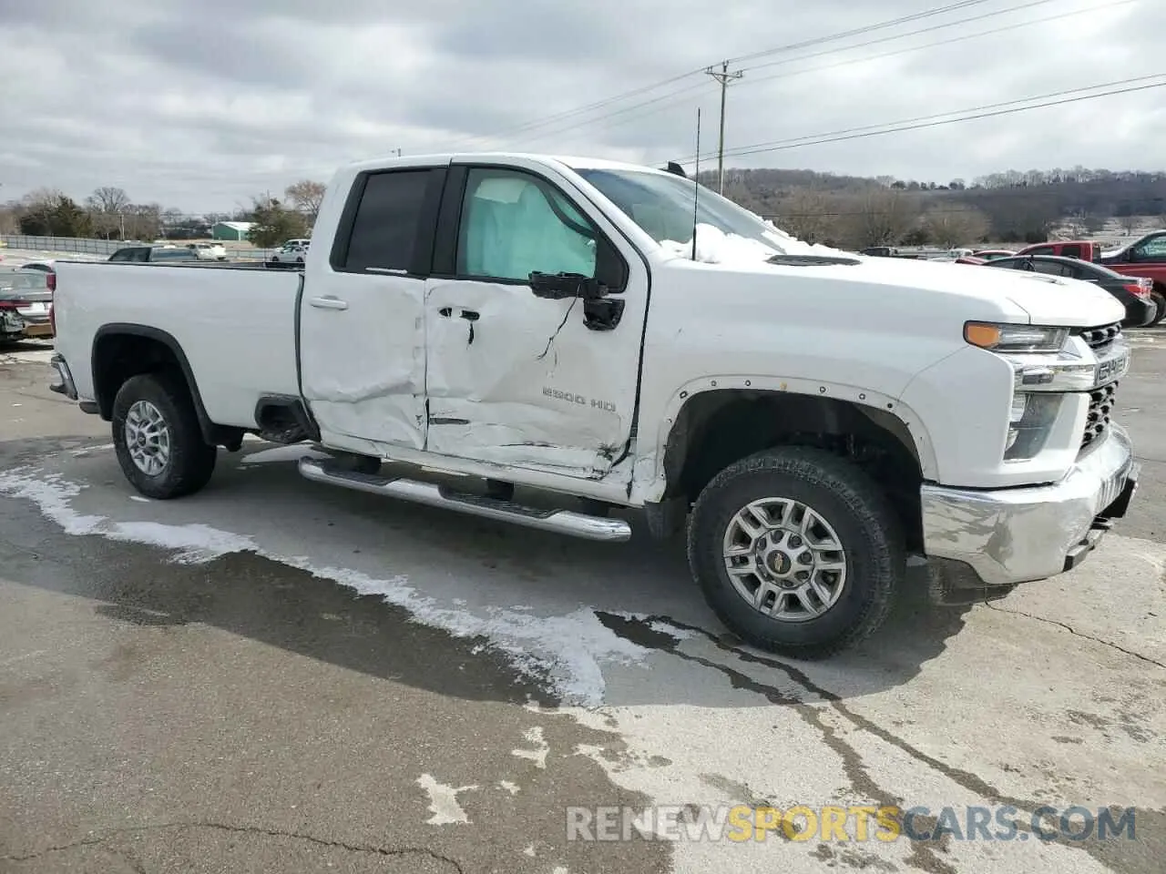4 Photograph of a damaged car 1GC2WNE7XMF314607 CHEVROLET ALL Models 2021