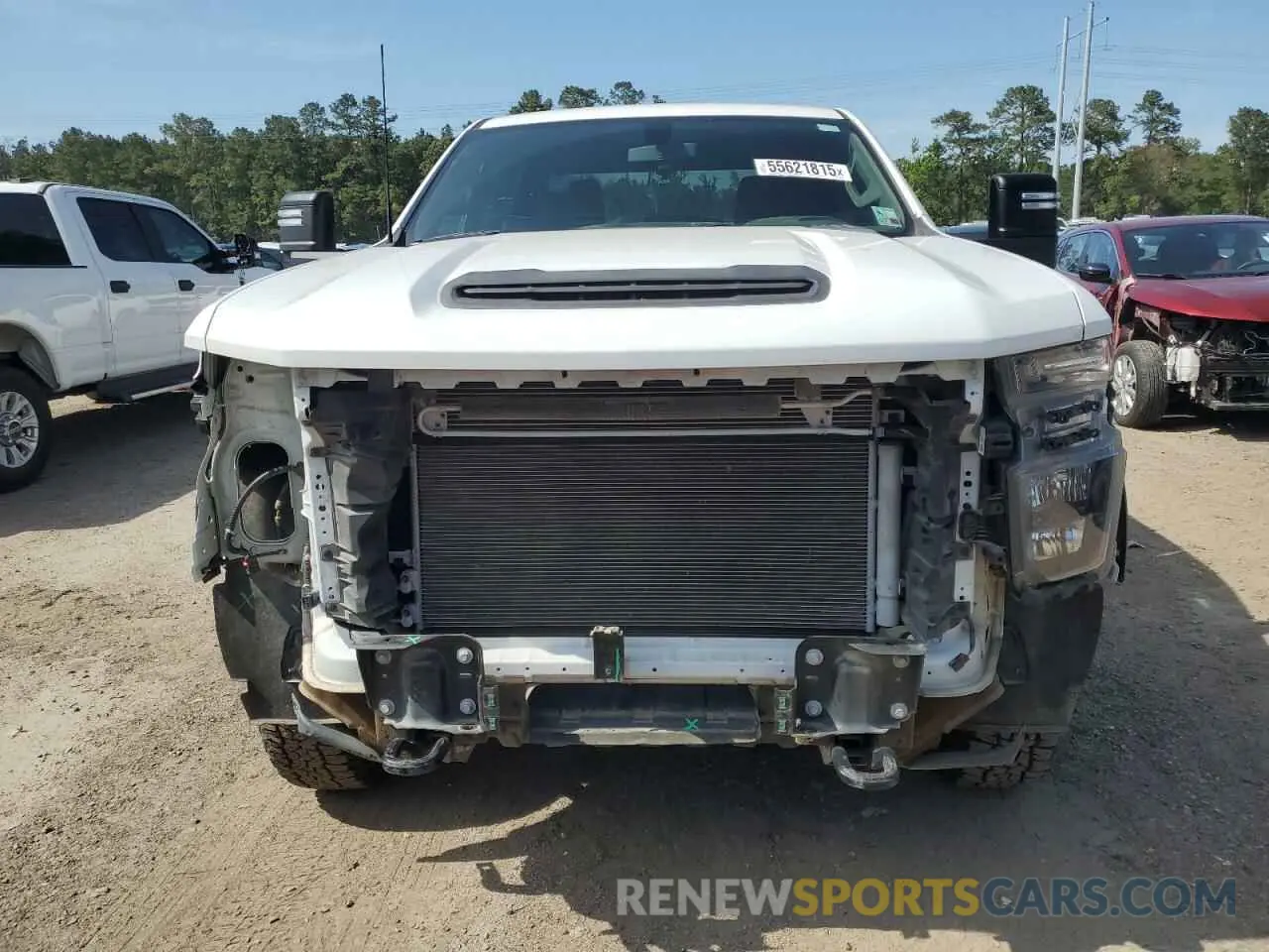 5 Photograph of a damaged car 1GC4WLE72MF186408 CHEVROLET ALL Models 2021