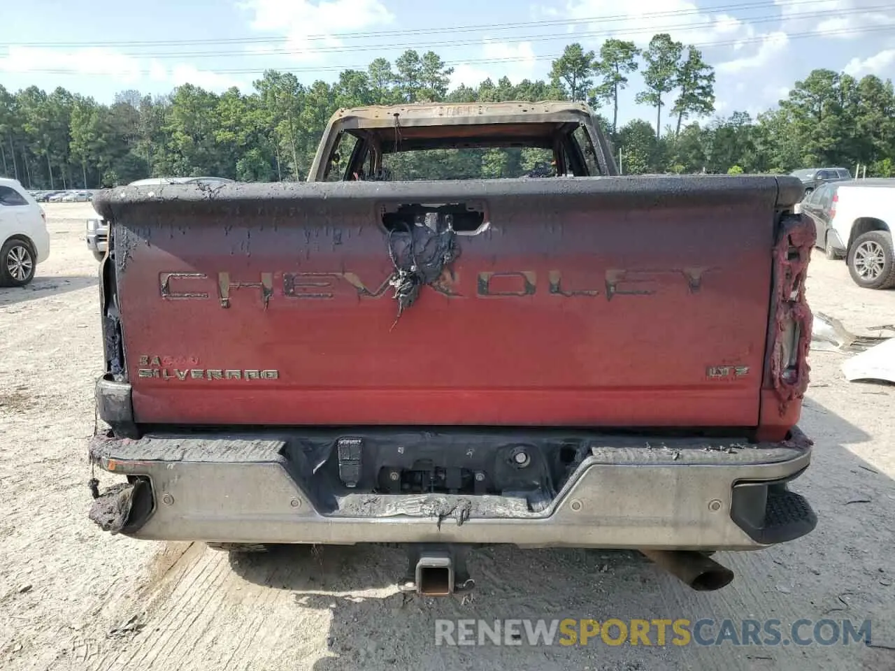 6 Photograph of a damaged car 1GC4YPE73MF254605 CHEVROLET ALL Models 2021