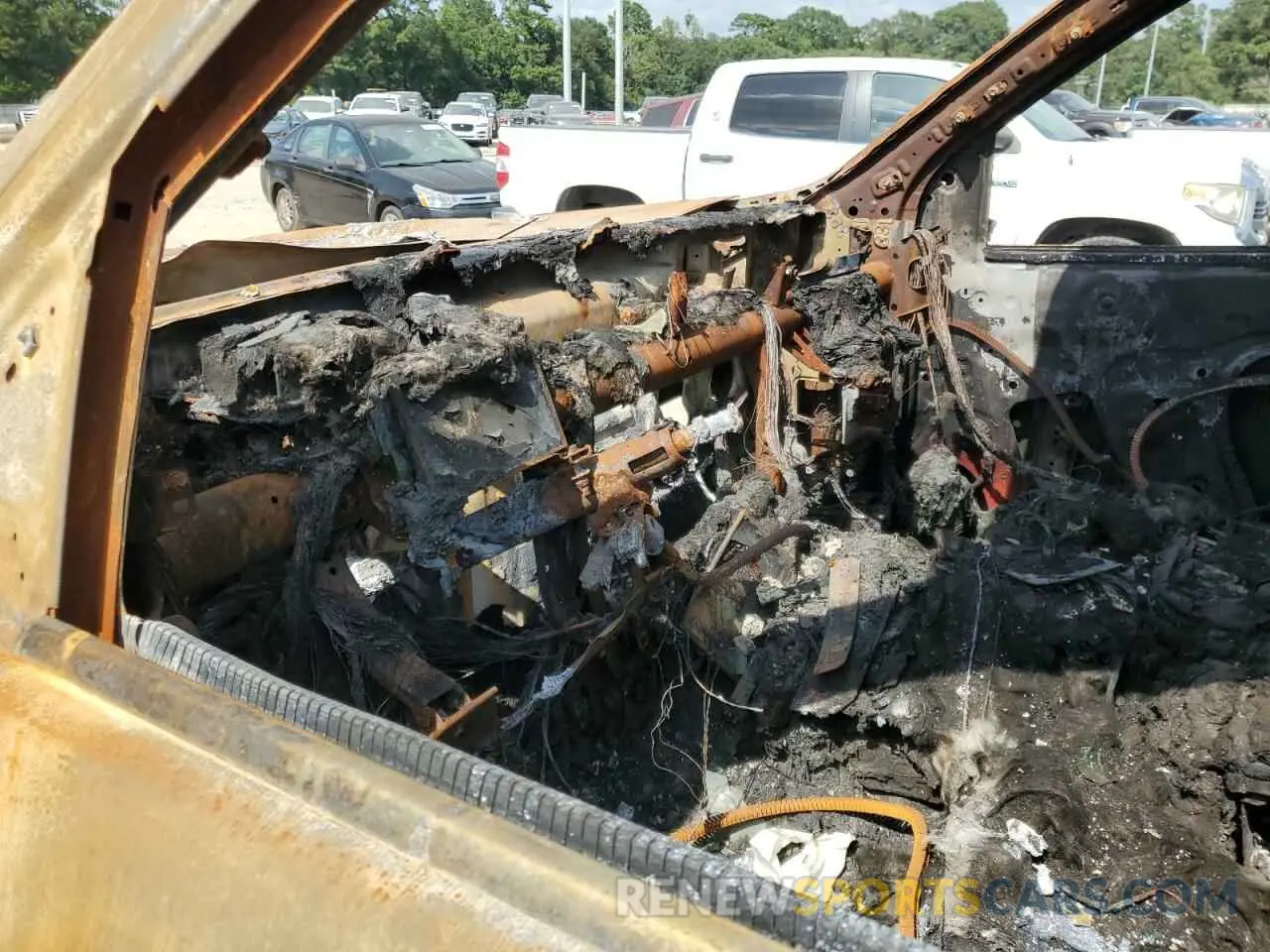 9 Photograph of a damaged car 1GC4YPE73MF254605 CHEVROLET ALL Models 2021