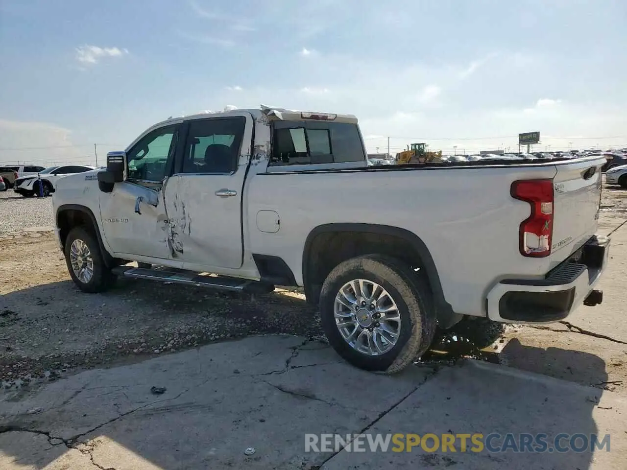 2 Photograph of a damaged car 1GC4YREY1MF214771 CHEVROLET ALL Models 2021