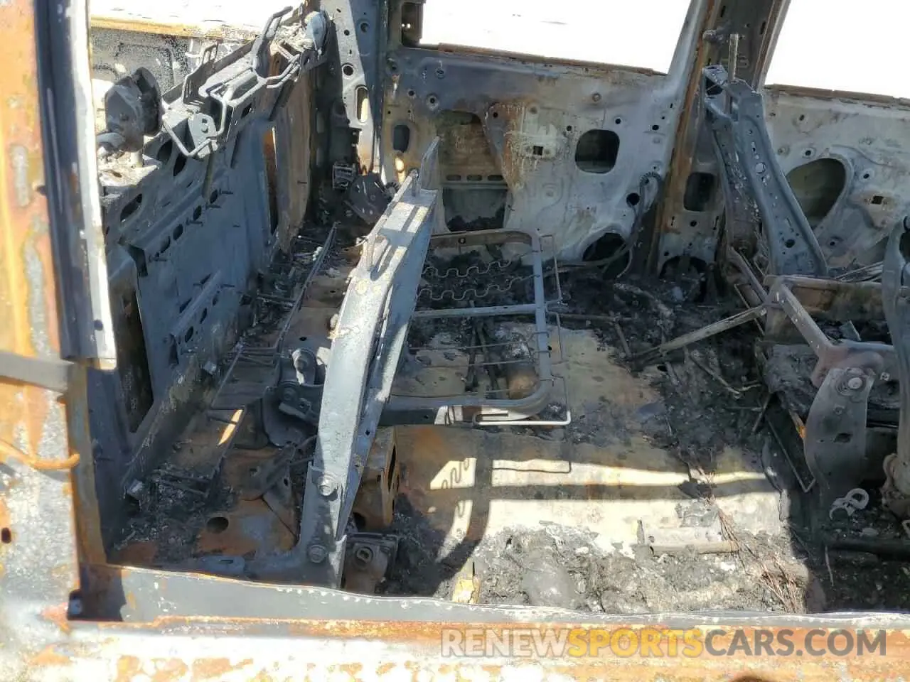10 Photograph of a damaged car 1GC4YSEY7MF104198 CHEVROLET ALL Models 2021