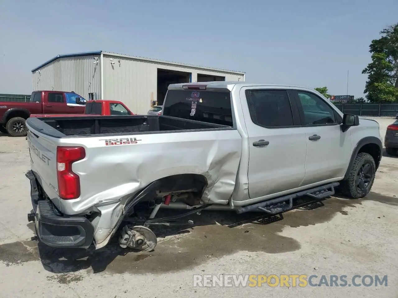 3 Photograph of a damaged car 1GCPYCEF3MZ169145 CHEVROLET ALL Models 2021