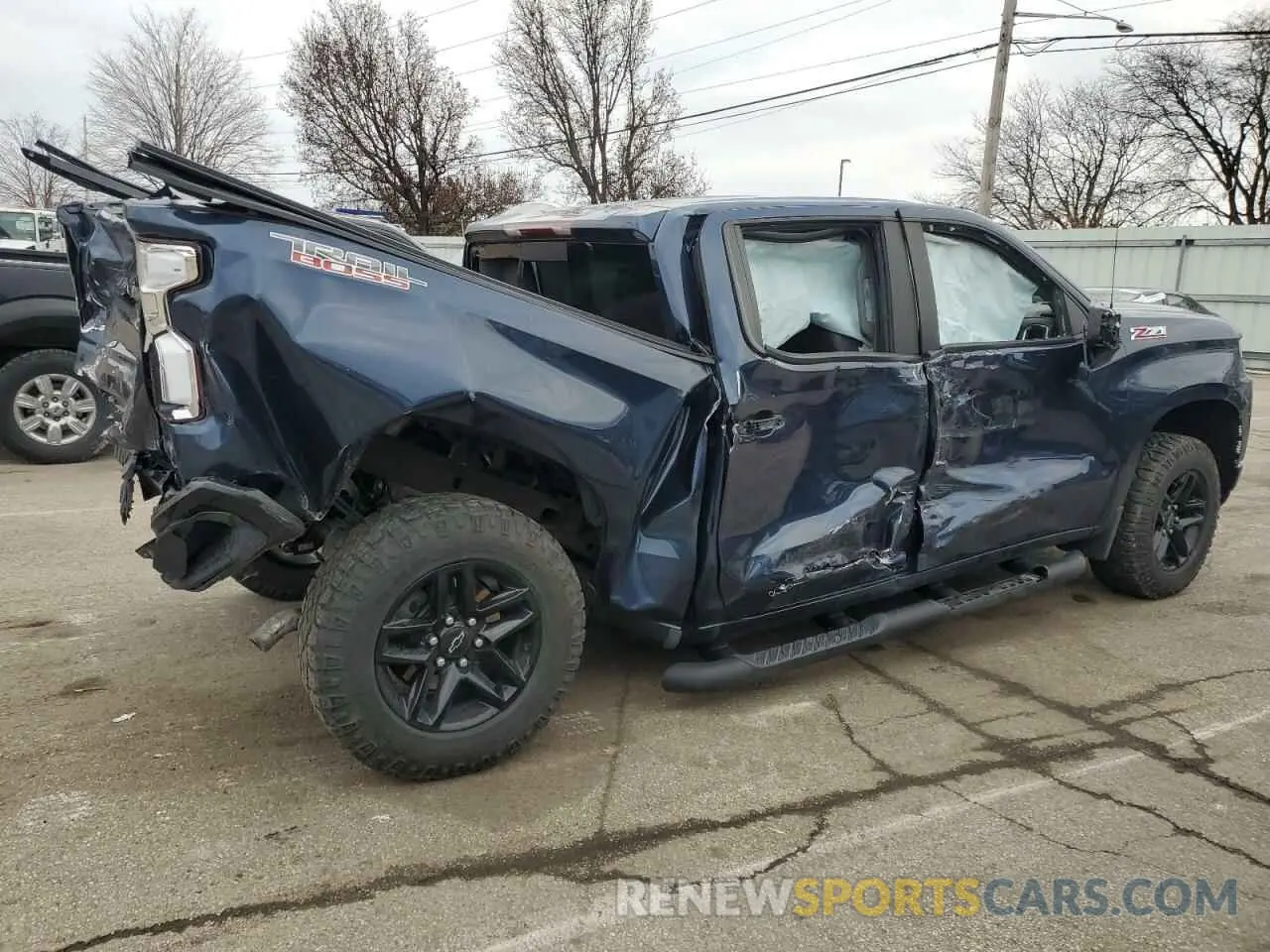 3 Photograph of a damaged car 1GCPYFED3MZ282089 CHEVROLET ALL Models 2021